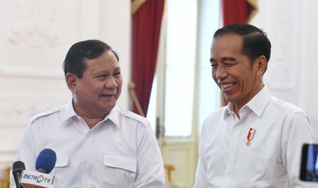 Tak Ingin Ada Masalah, Jokowi Dikabarkan Minta Kapolri dan Jaksa Agung Diisi 'Orang-orangnya'